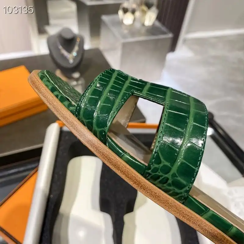 Affordable Hermes Oran Slides Women Alligator Leather In Green