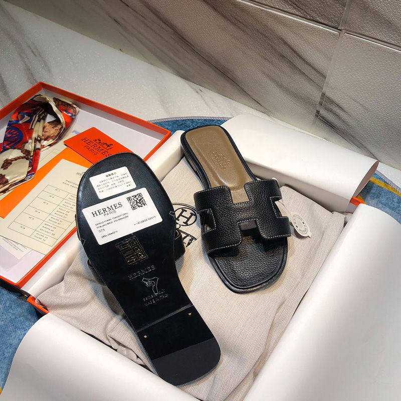 Hermes Oran Slides Women Calf Leather In Black