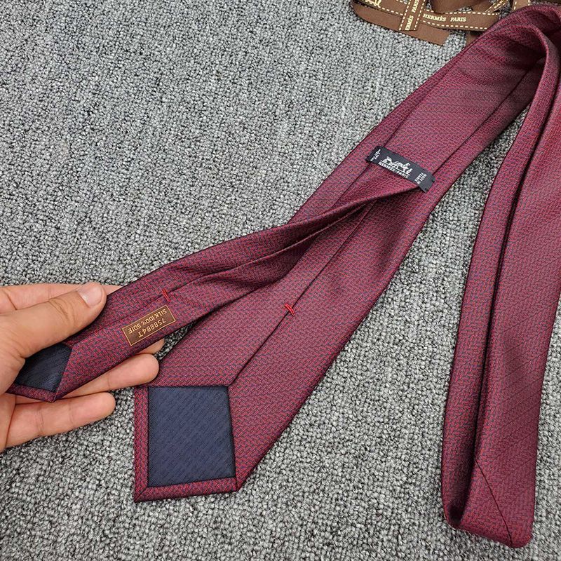 Hermes Rocking H Tie In Burgundy