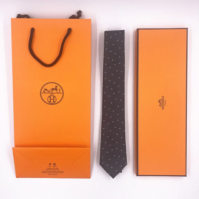 Hermes Tie 7 Love Hearts Tie In Grey