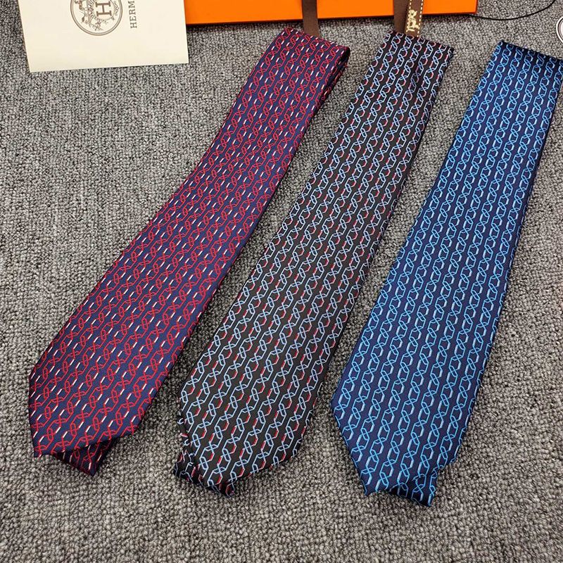 Hermes Tie 7 H Aaaaargh Tie In Red