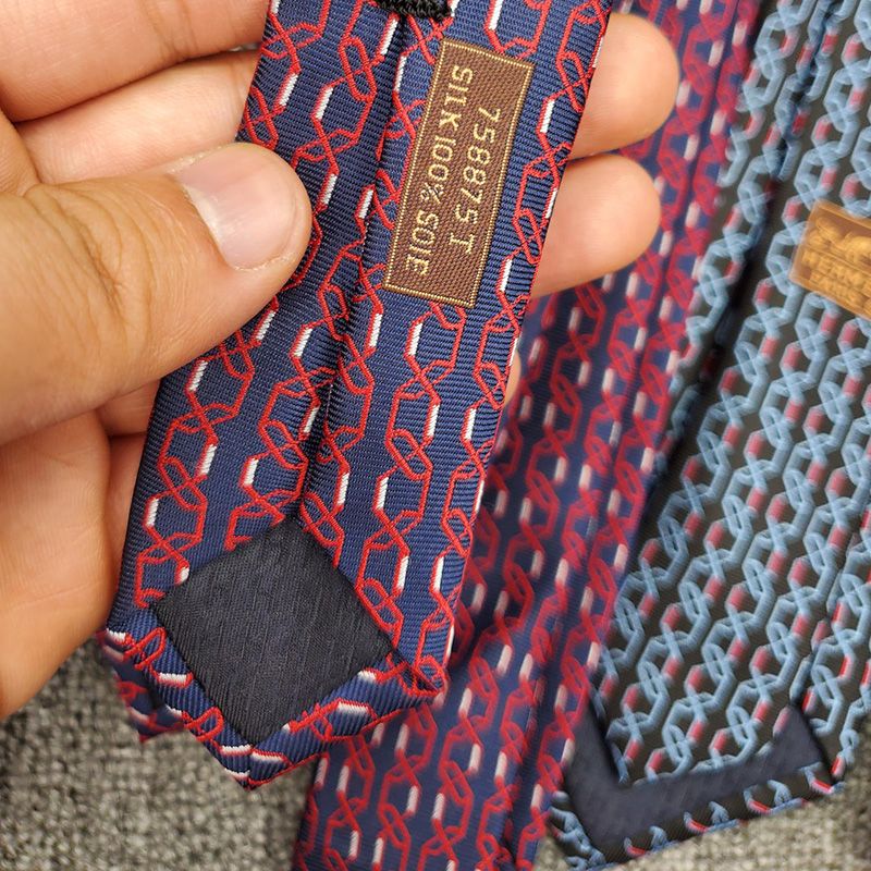 Hermes Tie 7 H Aaaaargh Tie In Red