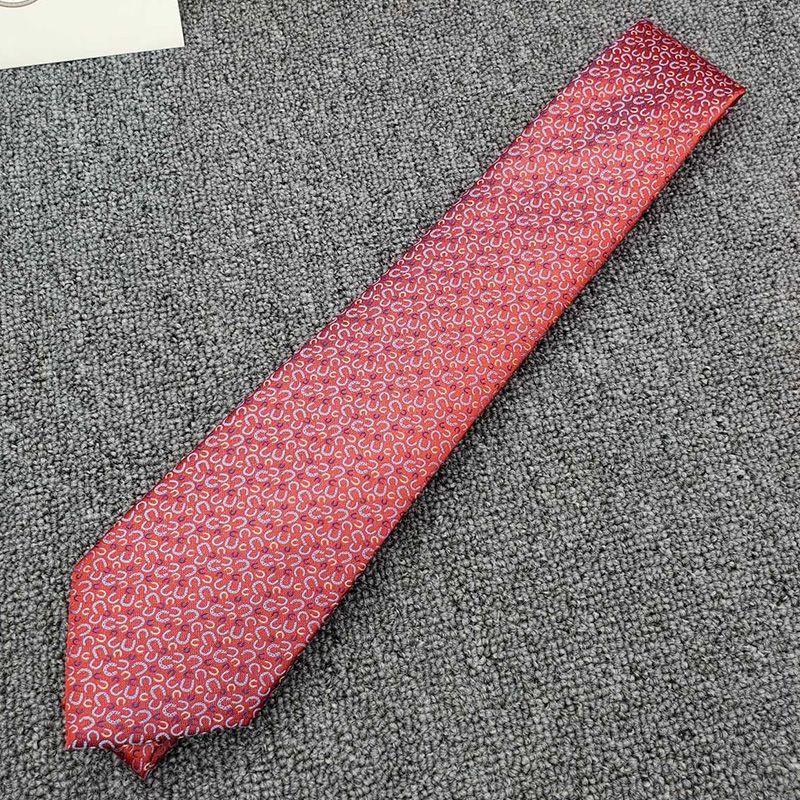 Hermes Tie 7 Horseshoes Tie In Red