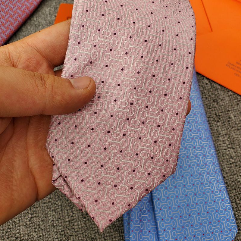 Hermes Time Keeper Tie In Pink