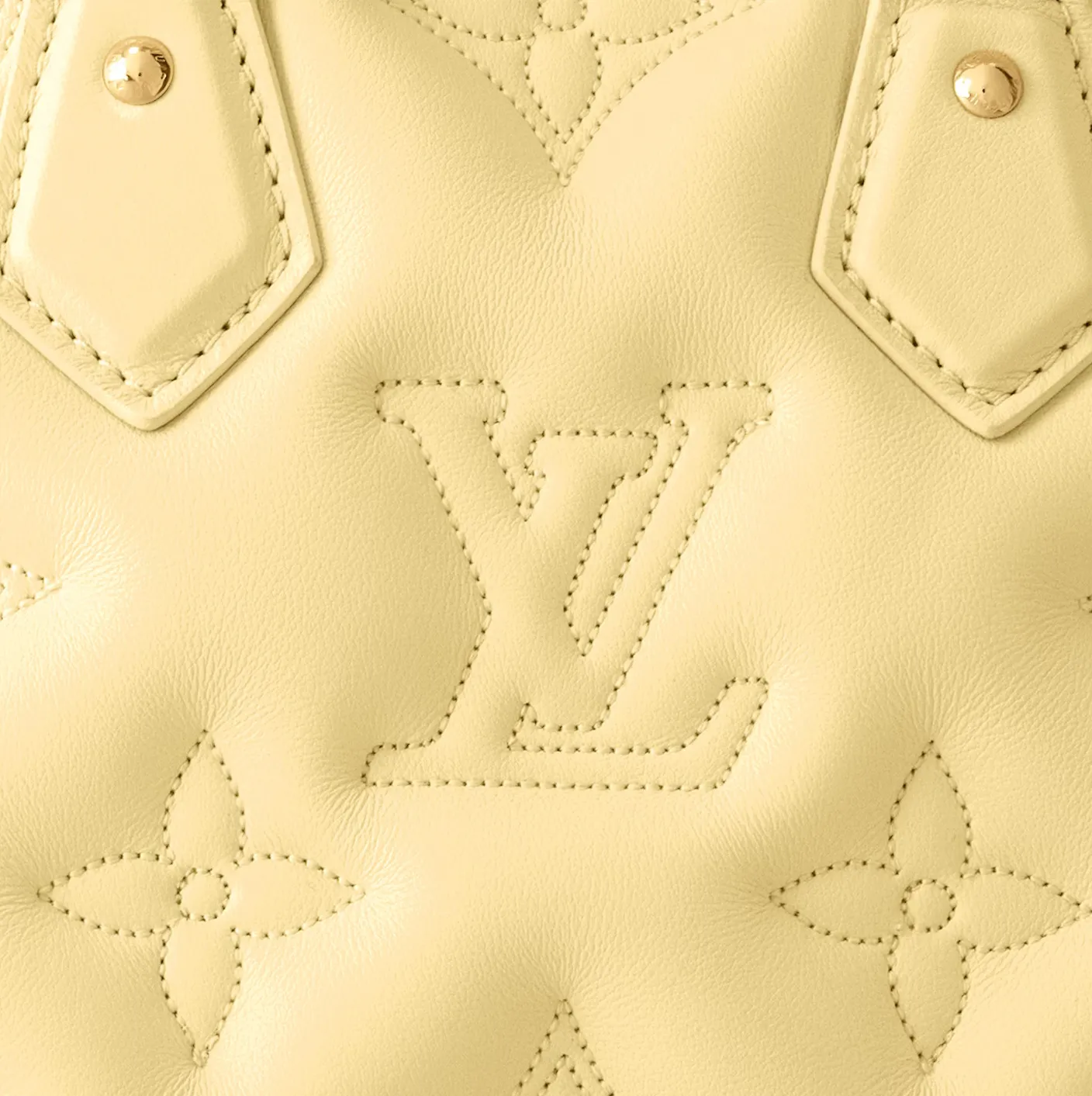 Shop shoulder bags Bagsaaa Banana Yellow M59821 Alma BB