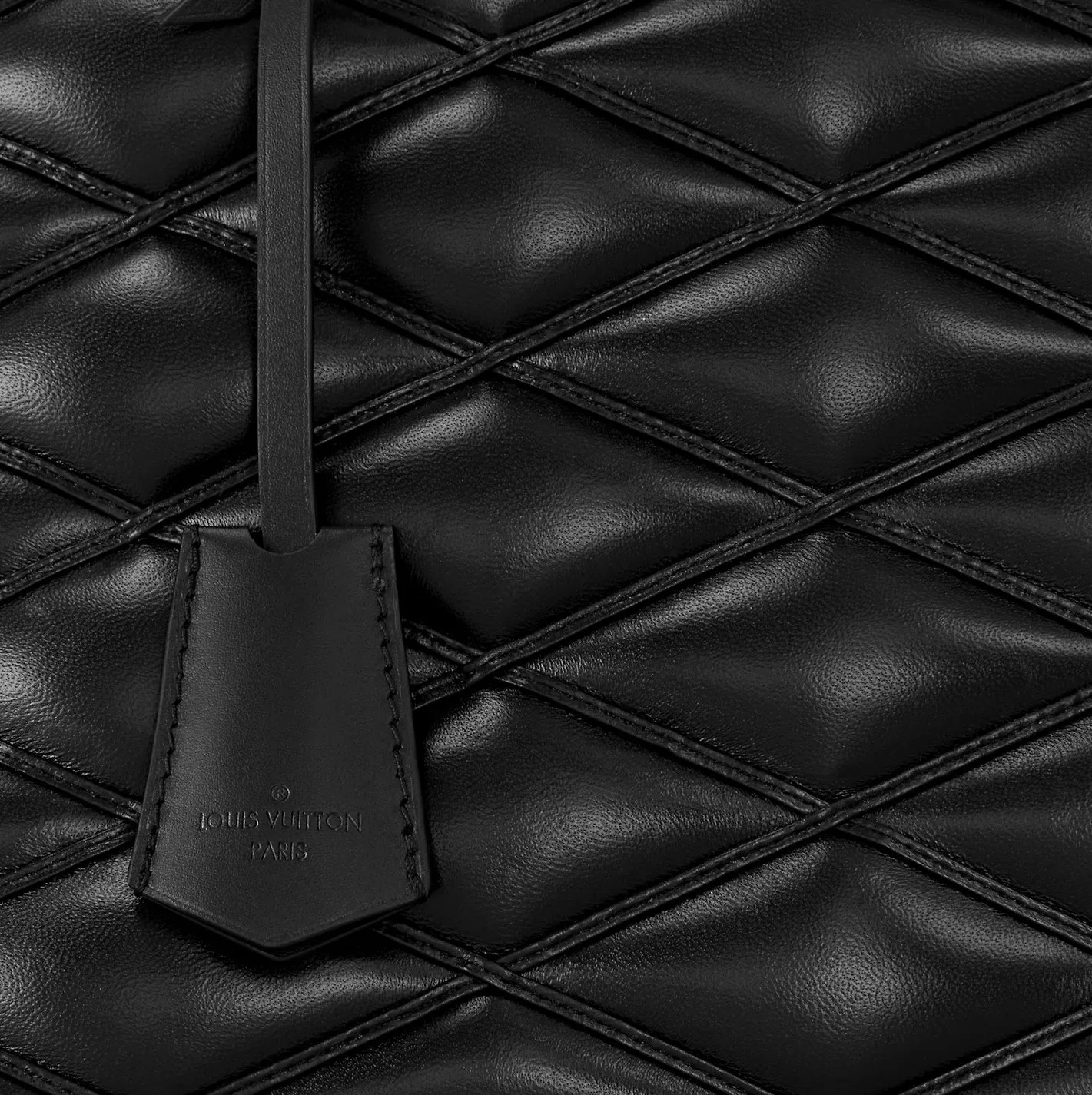 Store shopping Bagsaaa Black Lamb leather M23688 Alma PM