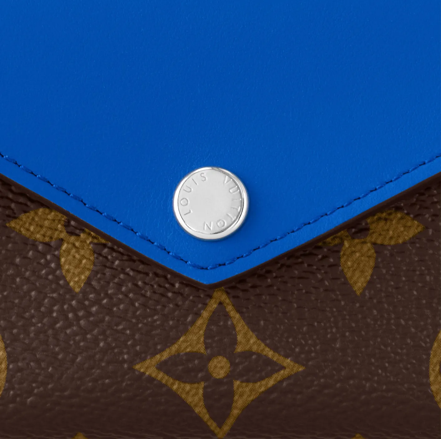 Shop shoulder bags Bagsaaa Blue M82983 Zoé Wallet