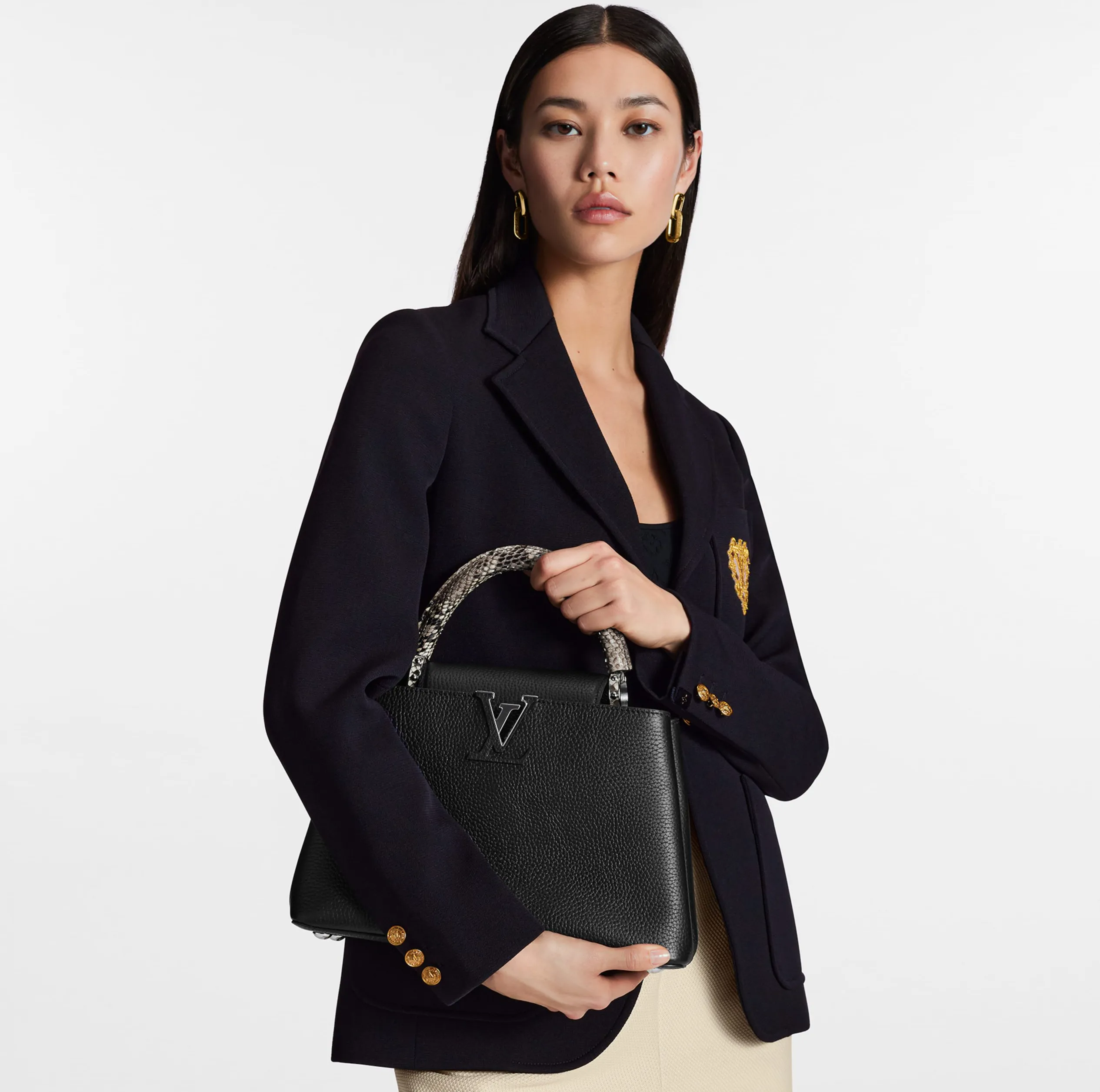 Lv shoes replica Bagsaaa Capucines MM Black N92800