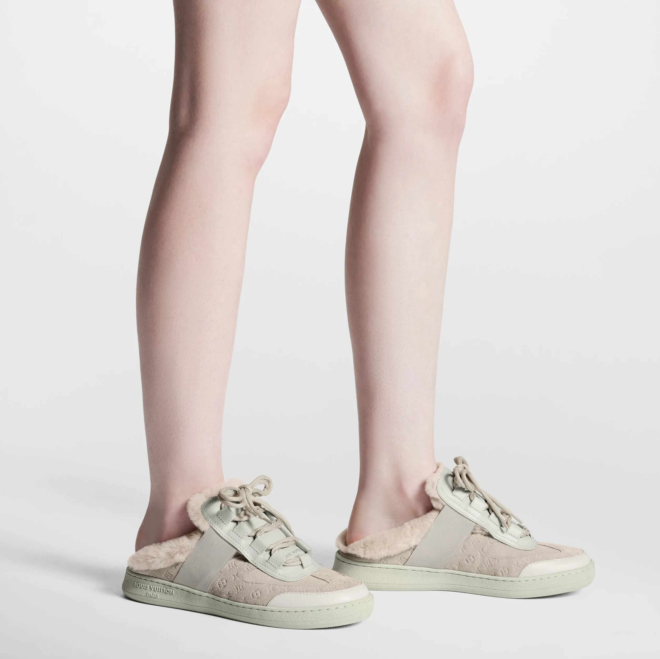 Ouis vuitton christian dior Bagsaaa FLIGHT MODE Lous Open Back Sneaker Light Gray 1ACADJ