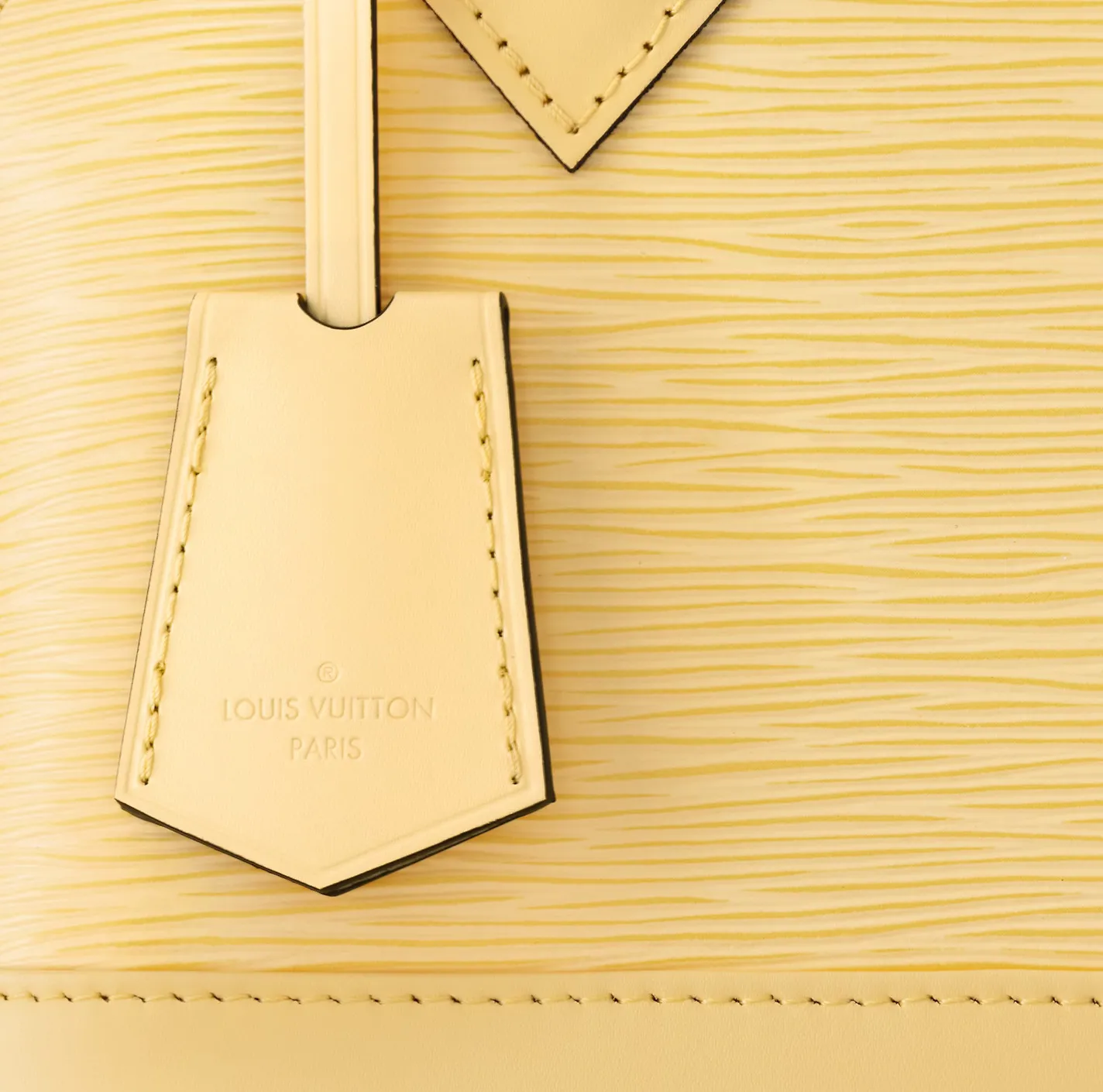 Replica chloe bag Bagsaaa Jaune Plume Yellow M22213 Alma BB