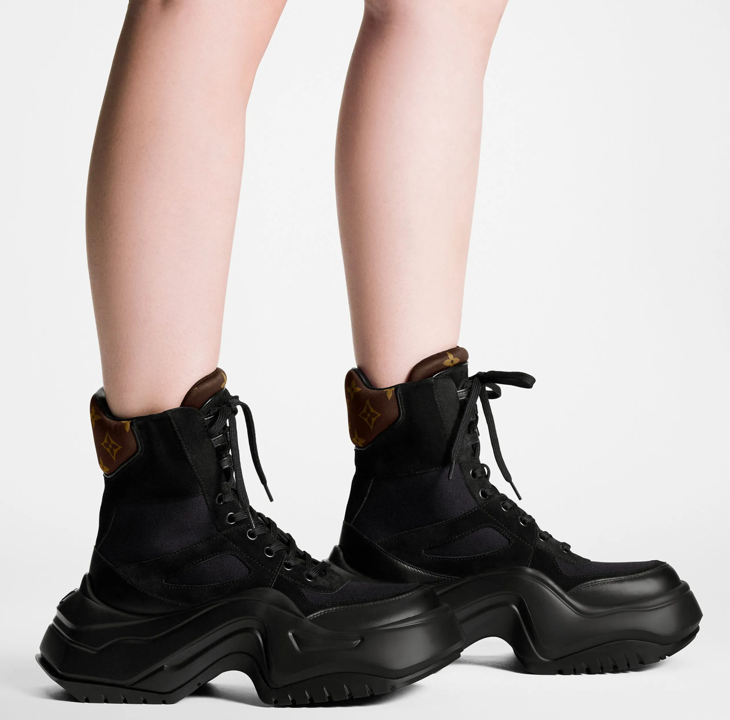 Replica bags lv Bagsaaa LV Archlight 2.0 Platform Ankle Boot Black 1ABI15