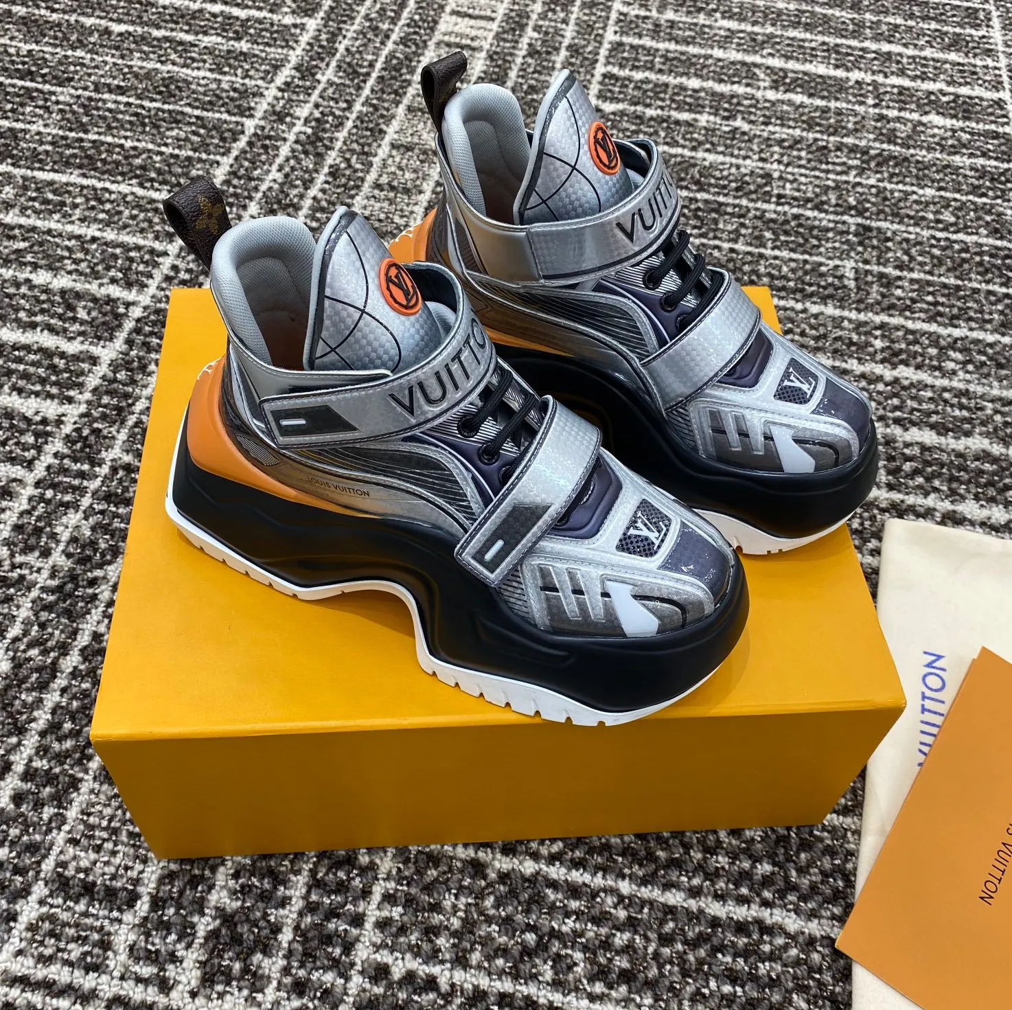 High quality replica bags Bagsaaa LV Archlight 2.0 Platform Sneaker Black Silver 1AB13F