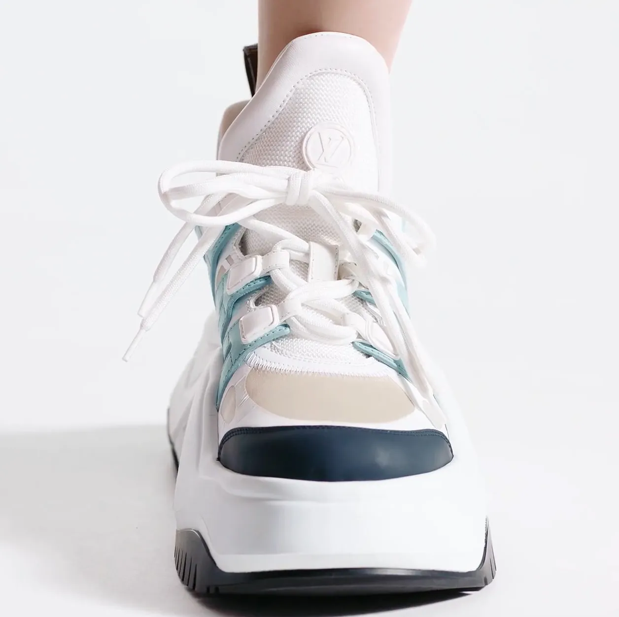 Store shopping Bagsaaa LV Archlight 2.0 Platform Sneaker Blue Gray 1ABIHW