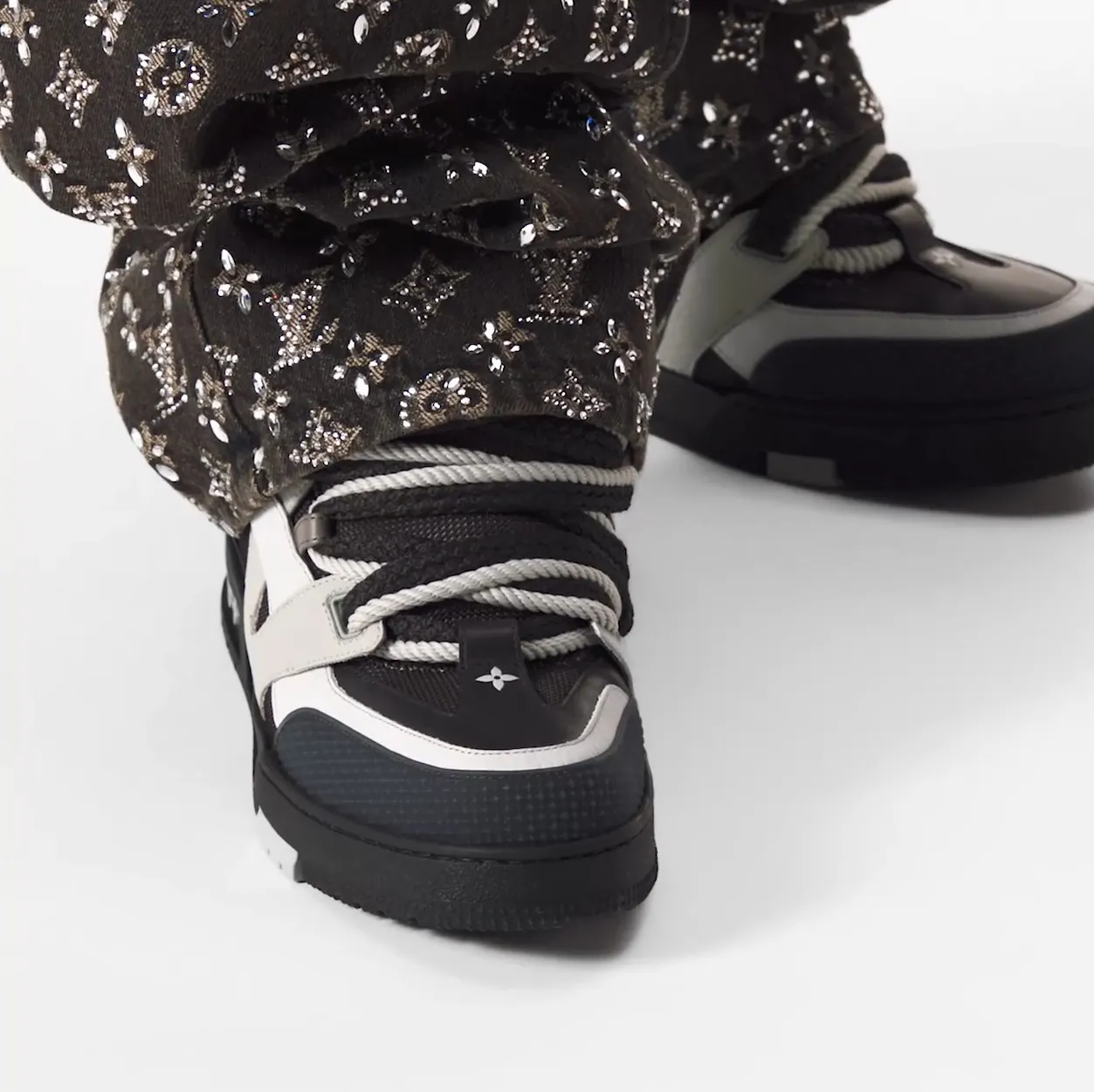 Replica shoes Bagsaaa LV Skate Sneaker Anthracite Grey 1ABZ41