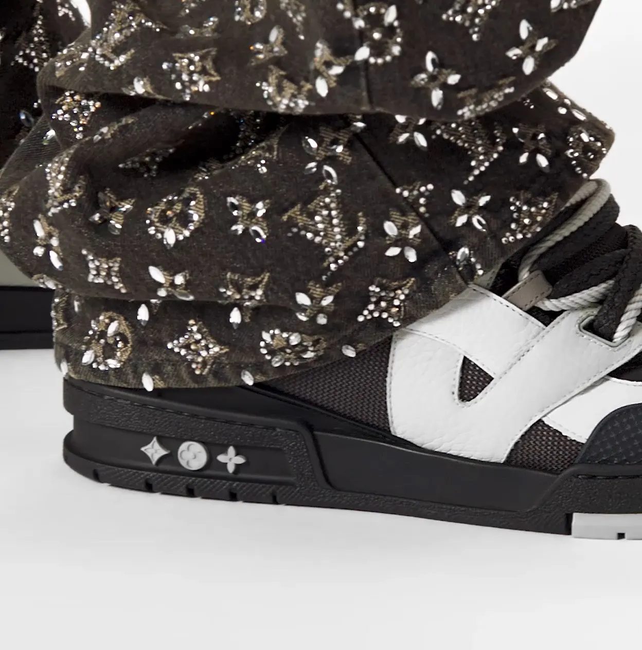 Replica shoes Bagsaaa LV Skate Sneaker Anthracite Grey 1ABZ41