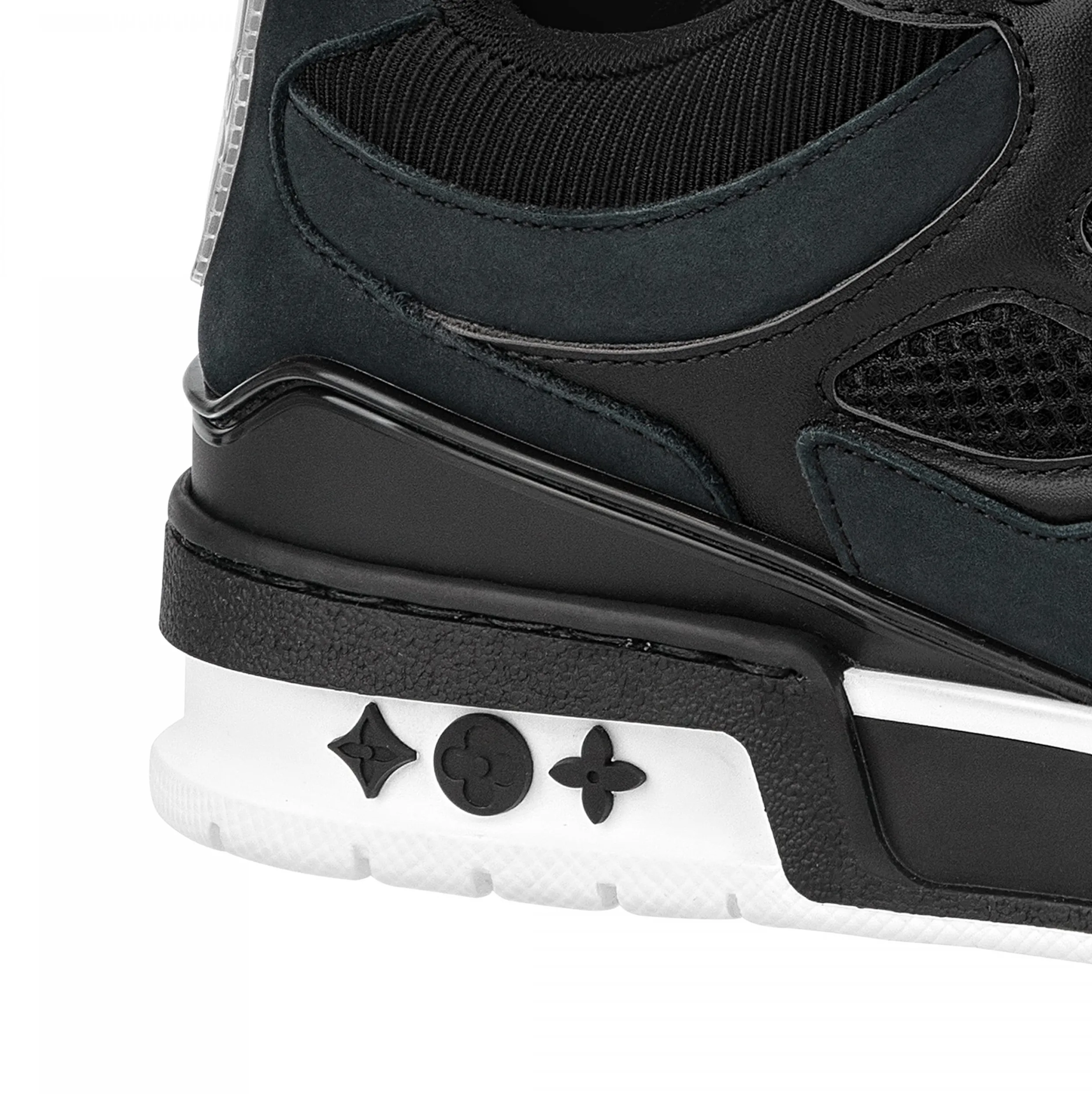 Lv shoes replica Bagsaaa LV Skate Sneaker Since 54 Monogram Flowers Black 1AARR0