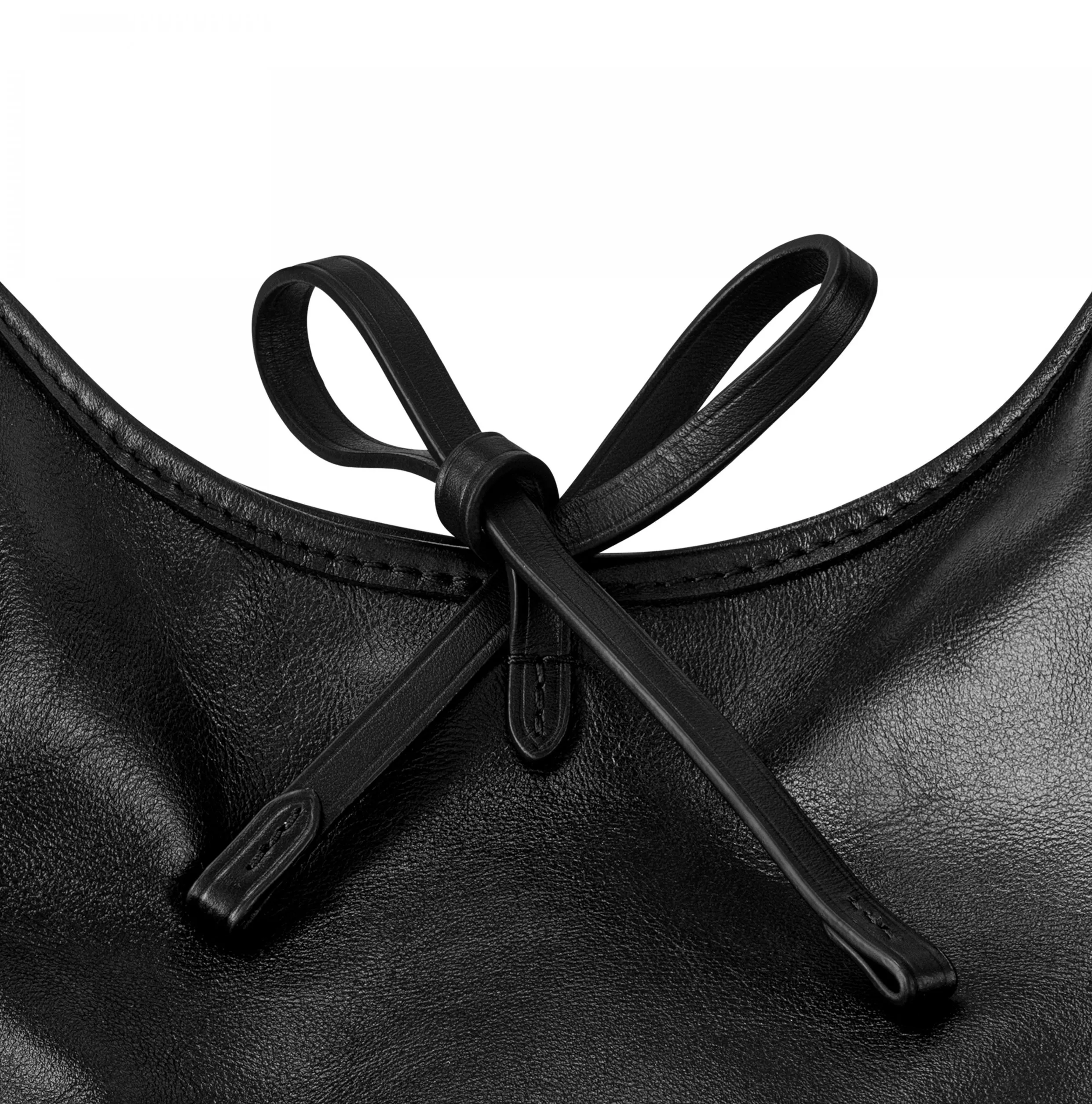 Original chanel store Bagsaaa M25143 CarryAll Dark MM Black