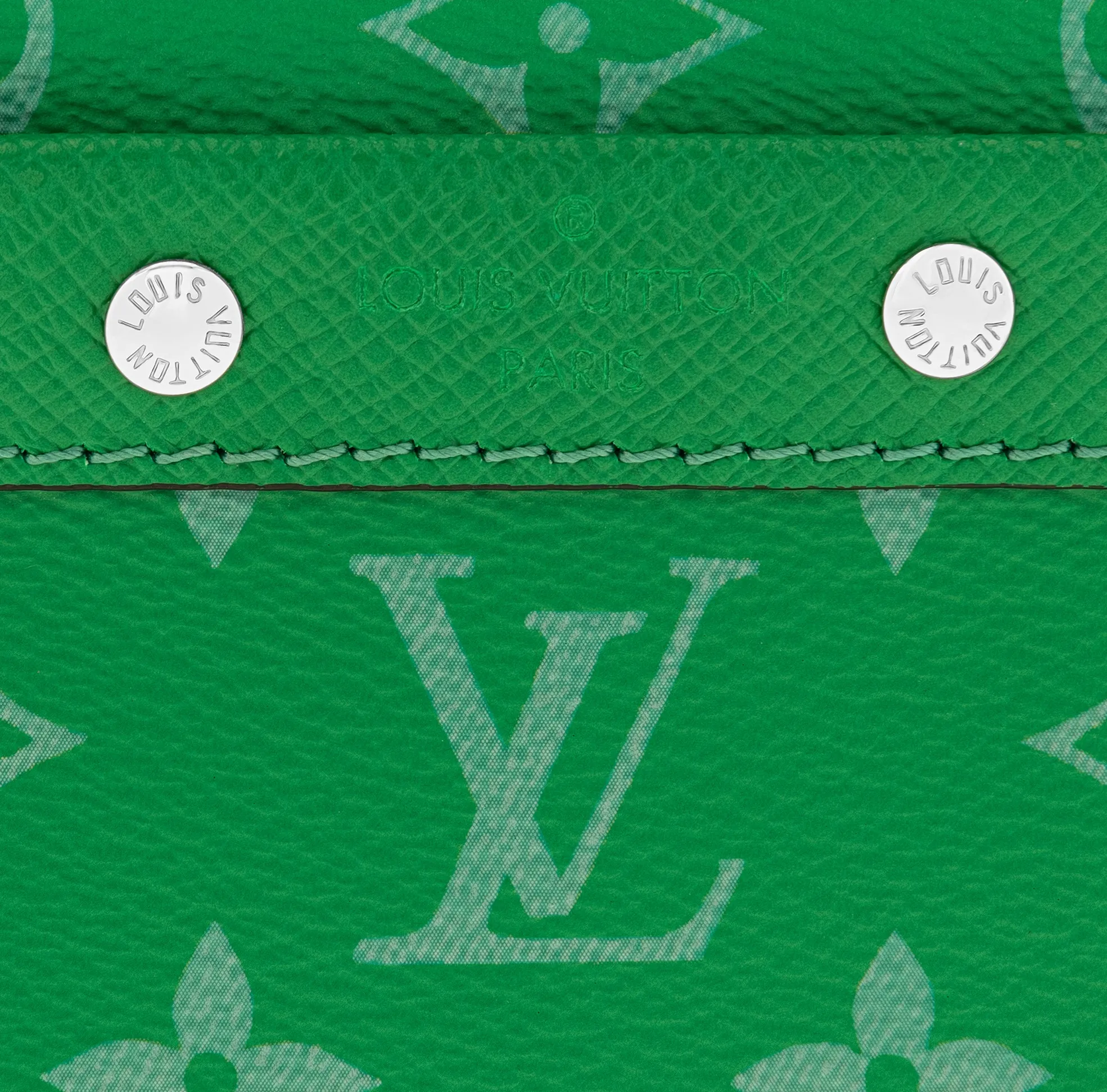 Louis vuitton locations Bagsaaa M30997 Alpha Wearable Wallet Cactus Green