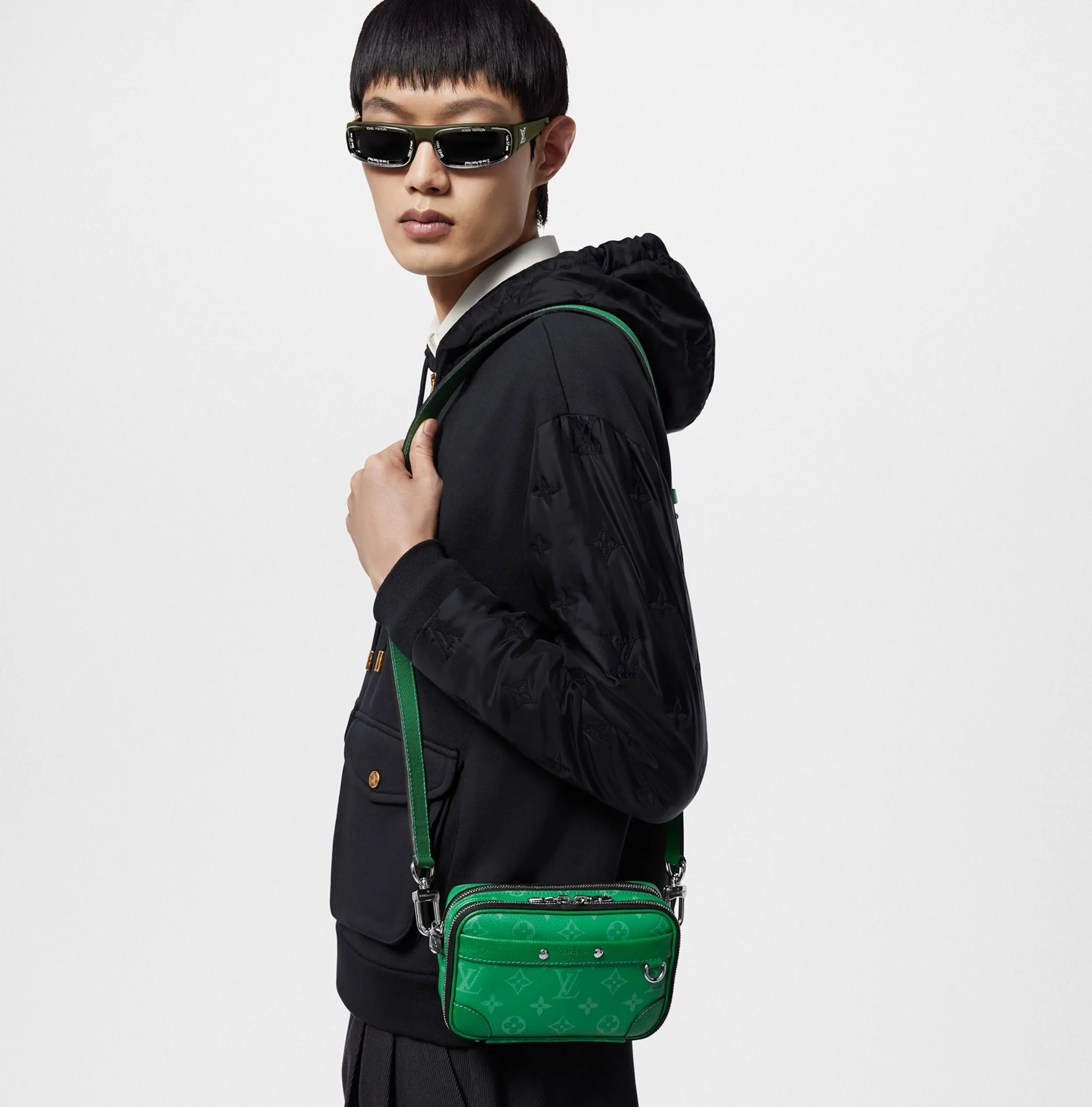 Louis vuitton locations Bagsaaa M30997 Alpha Wearable Wallet Cactus Green