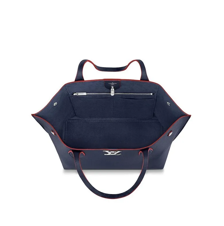 Mcqueen menswear Bagsaaa M52759 Lockme Go