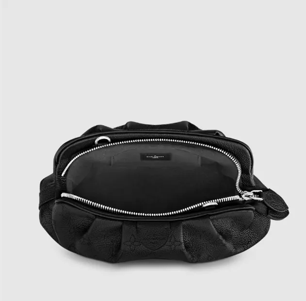 By mens Bagsaaa M80093 Scala Mini Pouch