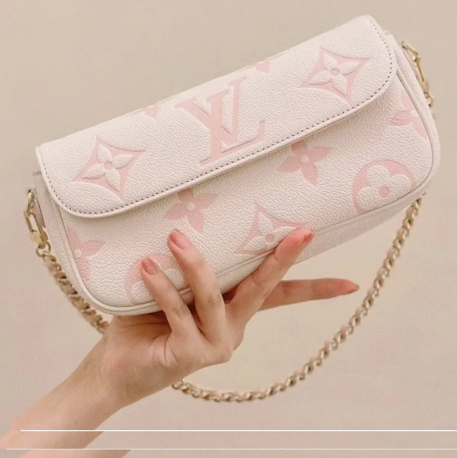 Lauren ralph lauren logo Bagsaaa M83026 Wallet on Chain Ivy Chamallow Pink