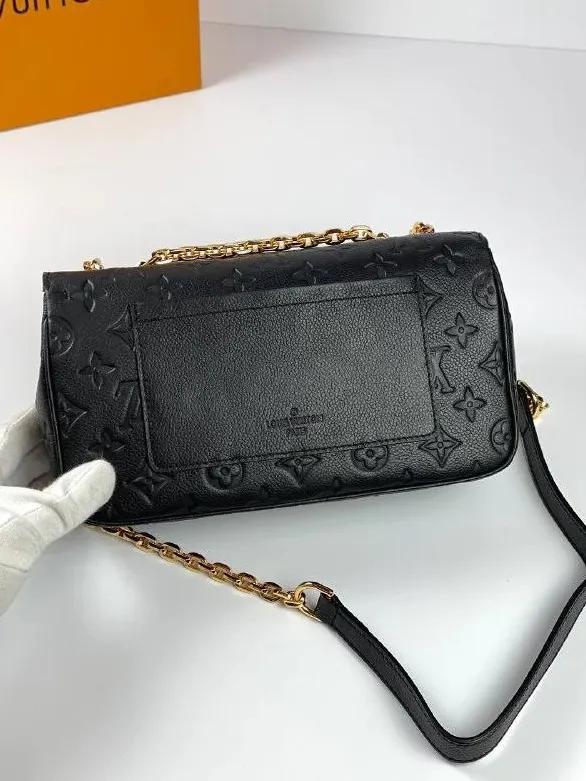Replica miu miu Bagsaaa Marceau Chain Bag Black M46200