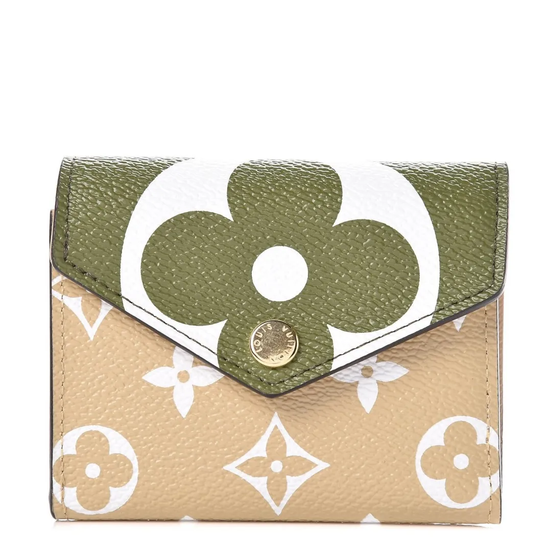 Bagsaaa Monogram Giant Zoe Wallet Khaki M67640