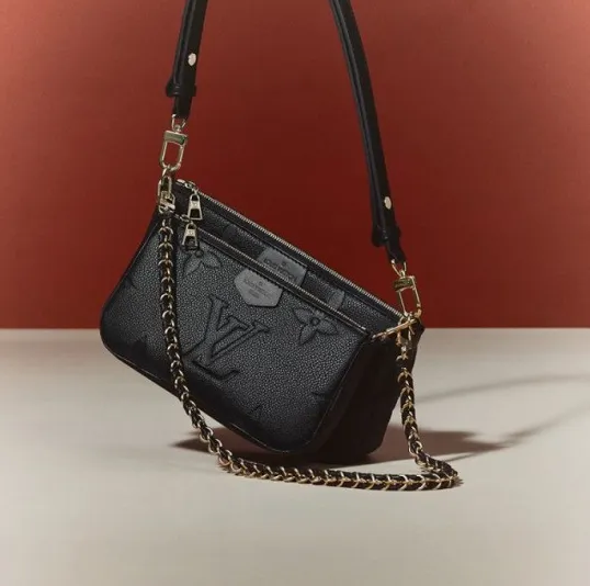 Replica bags lv Bagsaaa Multi Pochette Accessoires Cream M46568 Black M80399