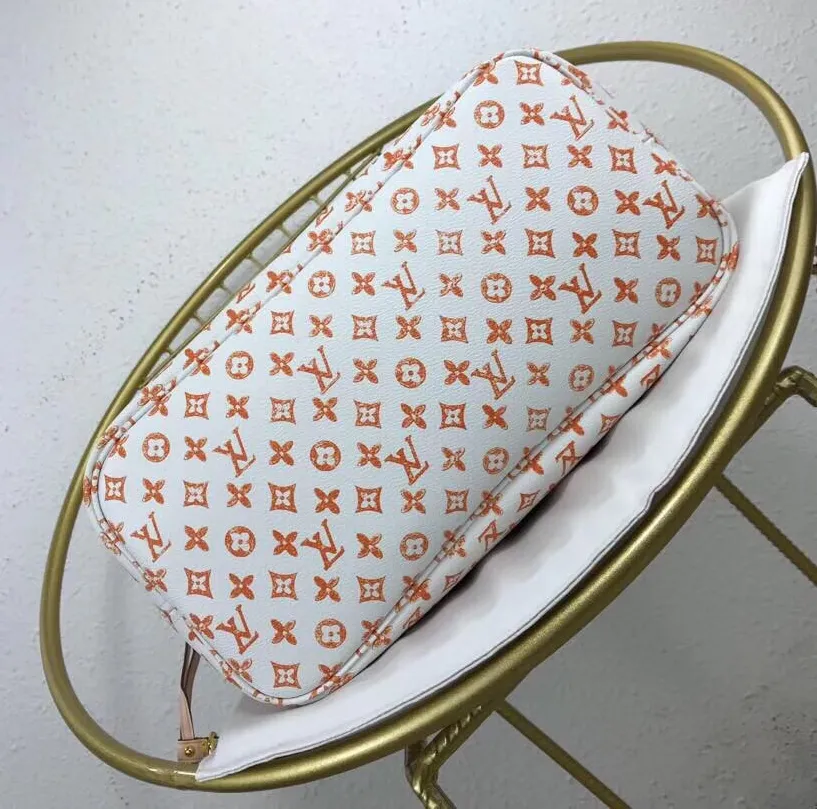 Replica chloe bag Bagsaaa Neverfull MM Bag Grace Coddington M44459