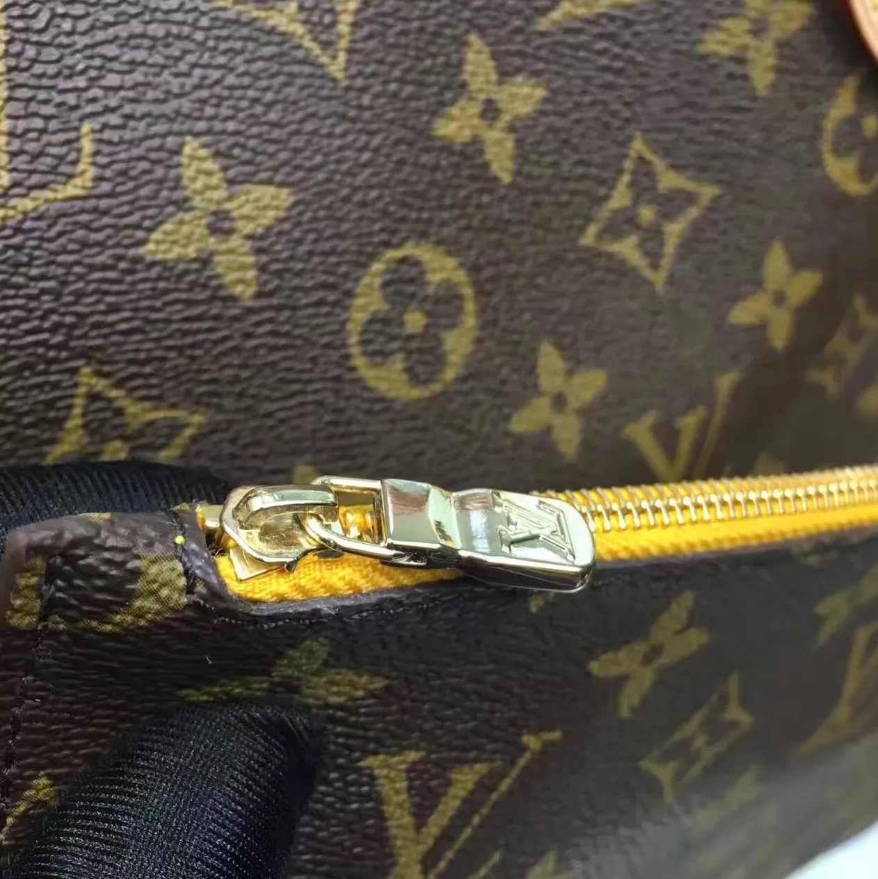 Original chanel store Bagsaaa Neverfull MM Bag Monogram Canvas M40997