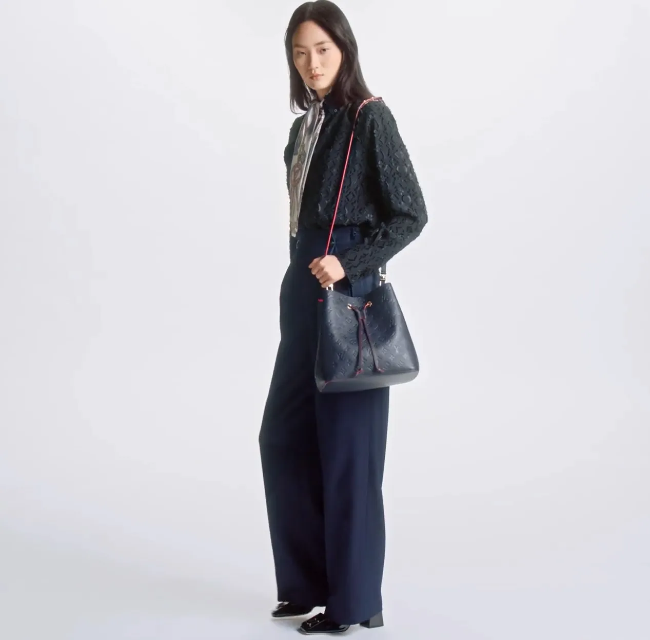 Louis vuitton locations Bagsaaa Néonoé MM Navy M45306