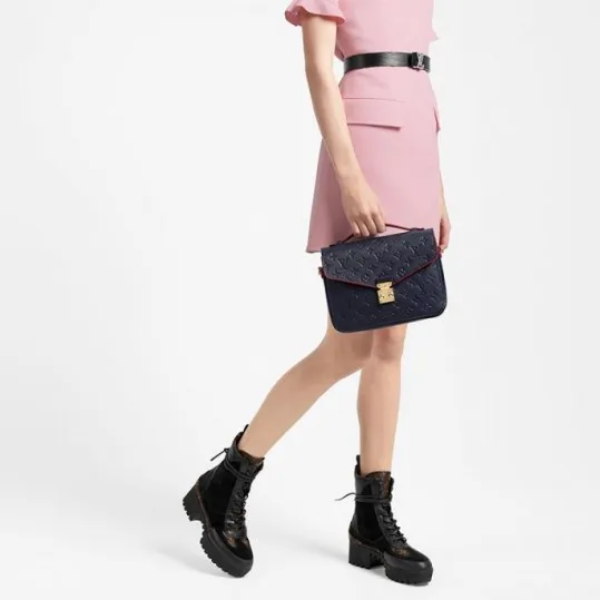 Ouis vuitton christian dior Bagsaaa Pochette Metis Navy M44071 Pink M44018 Black M41487