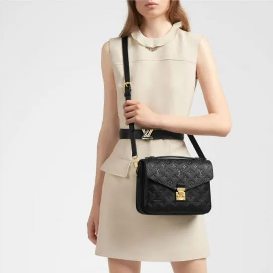 Ouis vuitton christian dior Bagsaaa Pochette Metis Navy M44071 Pink M44018 Black M41487