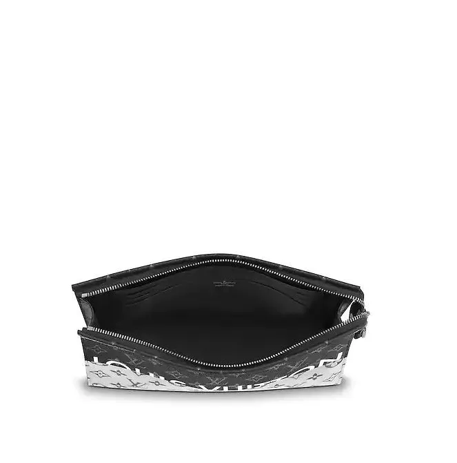 Replica miu miu Bagsaaa Pochette Voyage MM M63039