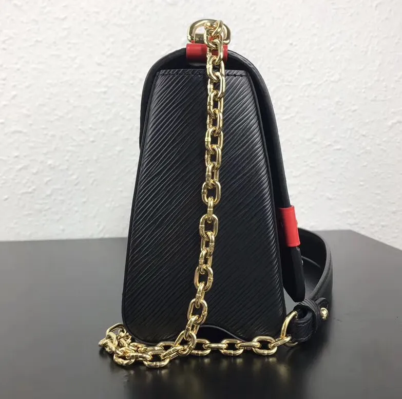 Store shopping Bagsaaa Twist MM Bag Summer Trunks M43629