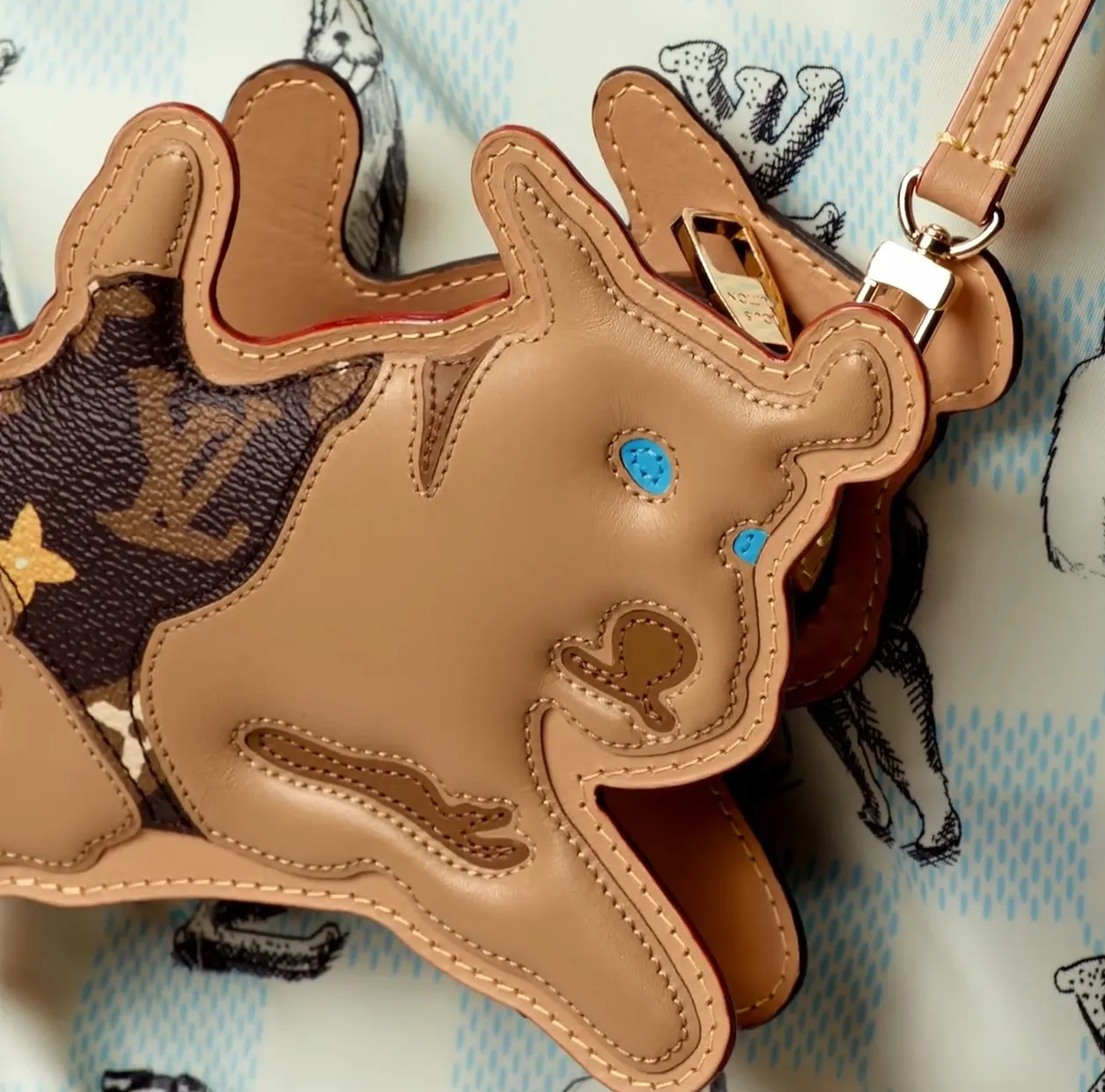 Shop shoulder bags Bagsaaa X Tyler M83342 Dog On Strap Chocolate