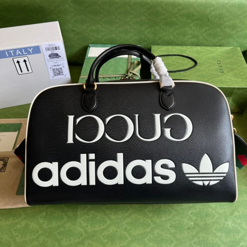 Replica bags Zip closu Adidas x Gucci Large Duffle Bag