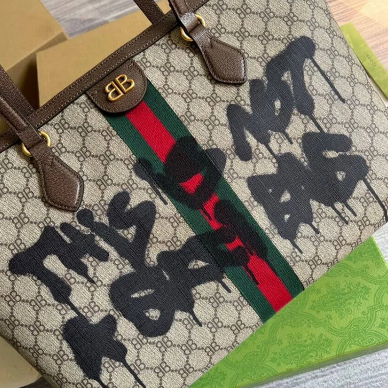 Louis vuitton locations 38 x 28 x Balenciaga x Gucci Hacker Graffiti Medium Tote Bag Beige