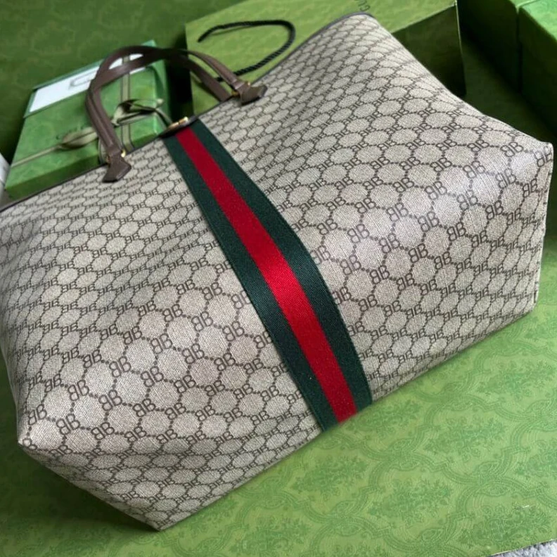 Replica bags Magnet cl Balenciaga x Gucci Hacker Large Tote Bag Beige