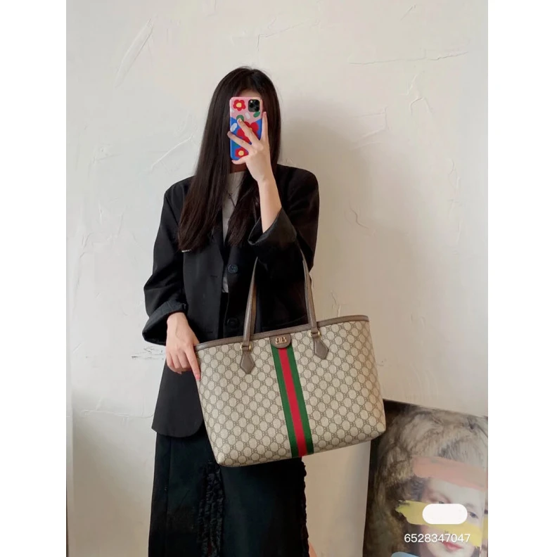 Replica bags lv Balenciaga x Gucci Hacker Medium Tote Bag Beige