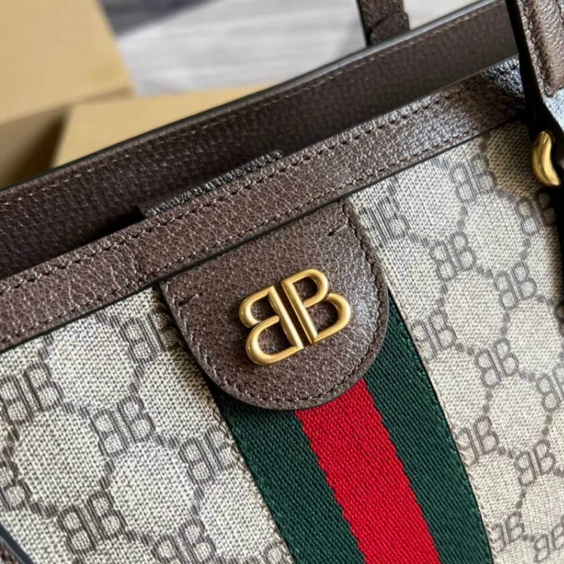 Replica bags lv Balenciaga x Gucci Hacker Medium Tote Bag Beige