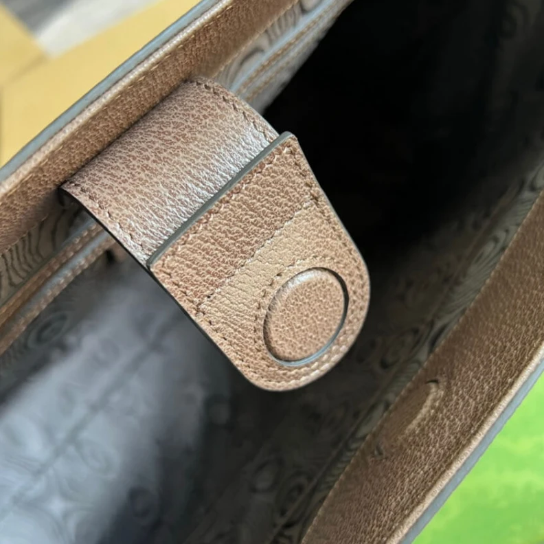 Replica bags lv Balenciaga x Gucci Hacker Medium Tote Bag Beige