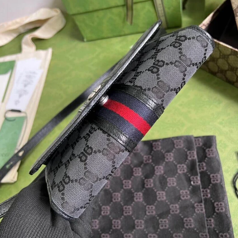 Louis vuitton locations 1 inner z Balenciaga x Gucci Hacker Mini Crossbody Bag Black