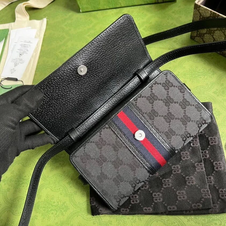Louis vuitton locations 1 inner z Balenciaga x Gucci Hacker Mini Crossbody Bag Black