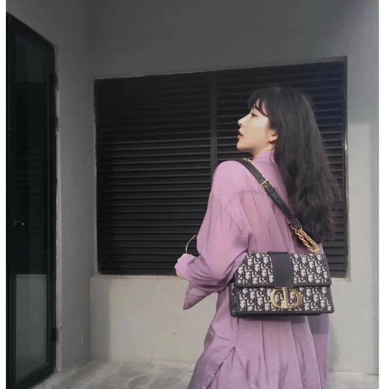 Replica ysl bags Style may Christian Dior 30 Montaigne Chain Bag Blue Oblique Jacquard