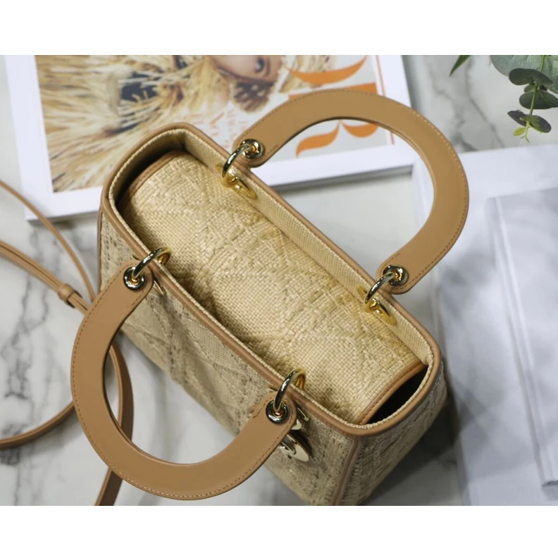 Replica bags Interior Christian Dior Medium Lady Dior Bag in Natural Cannage Raffia