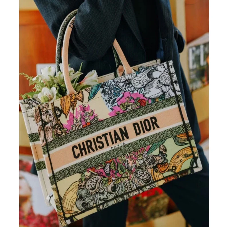 Replica ysl bags 'Christia Christian Dior Small Book Tote Multicolor Cœur EN Fleurs Embroidery
