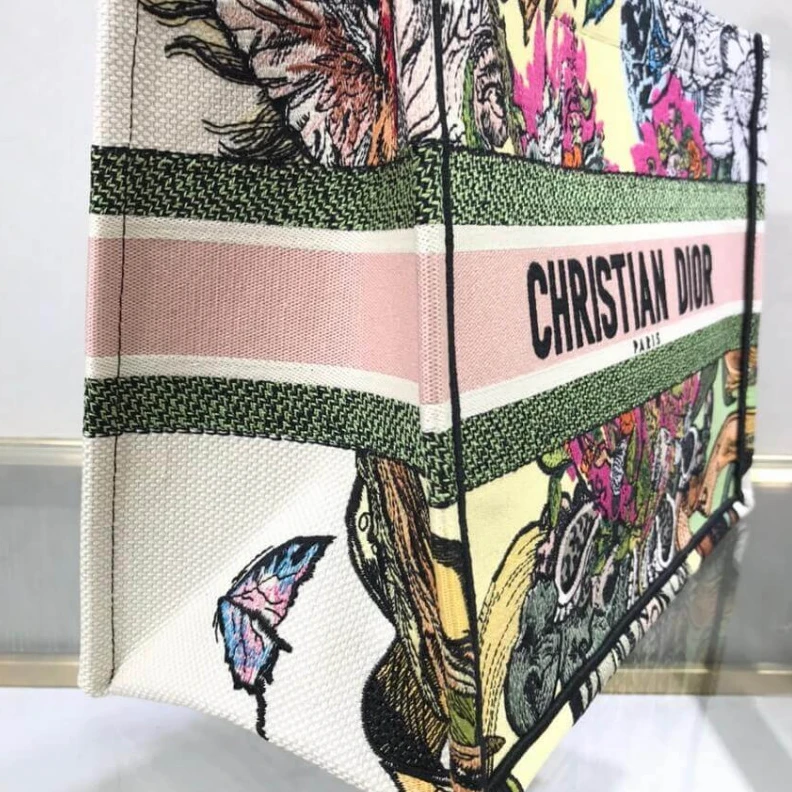 Replica ysl bags 'Christia Christian Dior Small Book Tote Multicolor Cœur EN Fleurs Embroidery