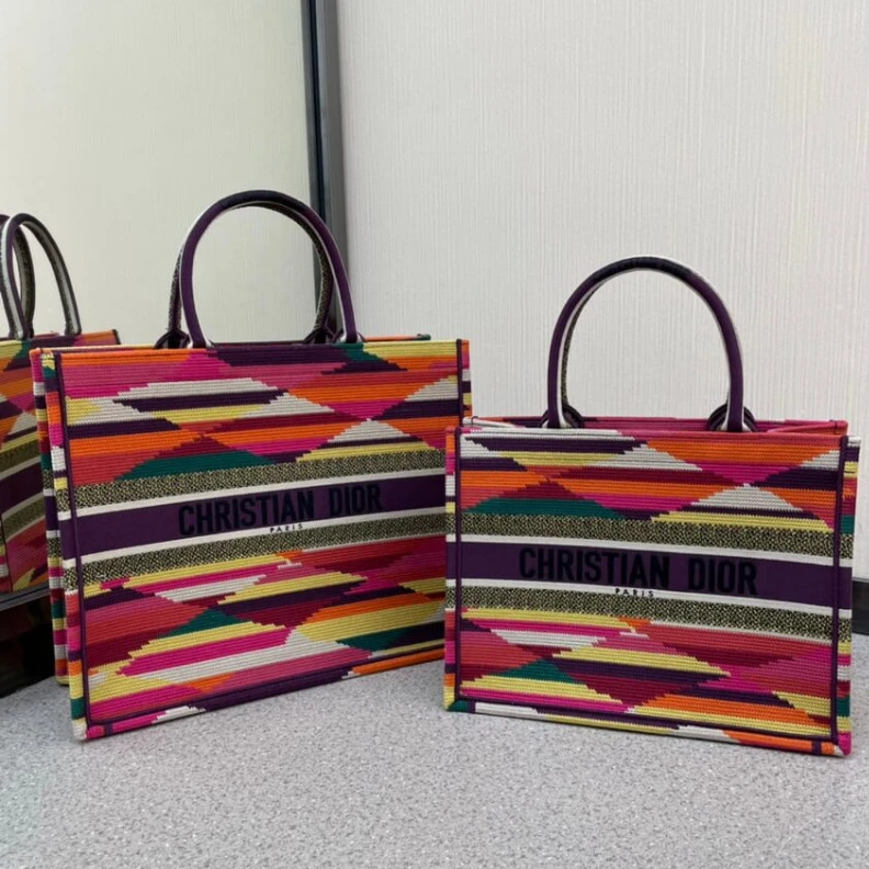 Top lv 'Christia Christian Dior Small Book Tote Multicolor Patchwork Embroidery